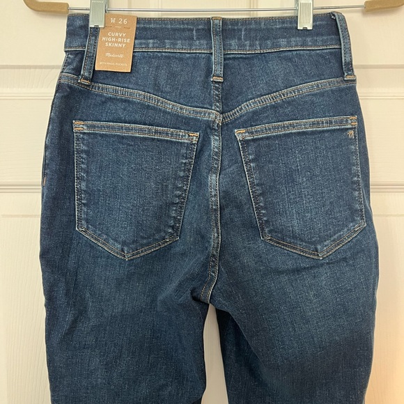Madewell NWT Curvy High-Rise Skinny Jeans Size 26, dark blue wash - Picture 6 of 6